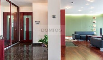 Reprezentačný polyfunkčný objekt (1.300 m2, parking, KE-V)