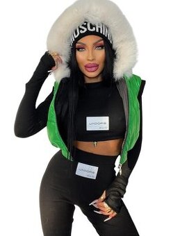 Trojdielna damska cierna rebrovana suprava s vestou NOVA