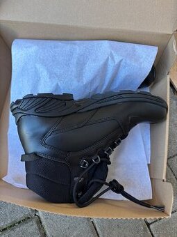 Predám taktickú obuv