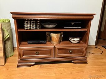 Komoda pod TV - 1
