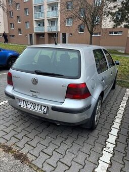 Predám Volkswagen Golf (2001)