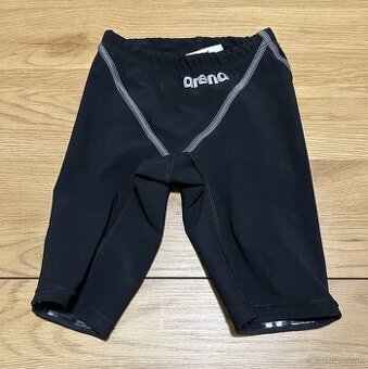 Chlapčenské závodné/pretekárske plavky Arena