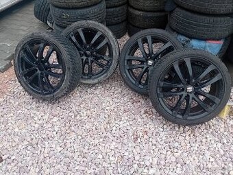 5x112 R18 Cupra zimna sada 225/40 r18