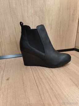 Dámske kotníkové čižmy