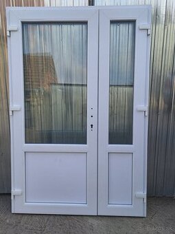 Vchodove dvere biele 140x208