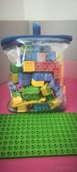 Lego pre menšie deti s podložkou