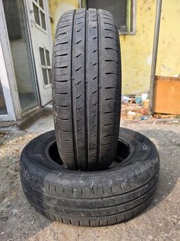 Ponúkam 2 letné pneumatiky Kumho Eco 185/65 R15