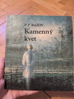 BAŽOV, Kamenný kvet