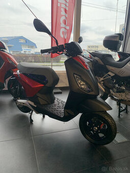 Piaggio 1 Active L3