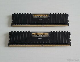 2x8GB Corsair DDR4 3600 MHz CL16 Vengeance LPX Black
