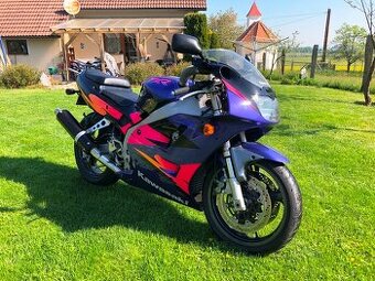 Kawasaki ZXR 400, 1998, vhodný do zbierky, nová cena