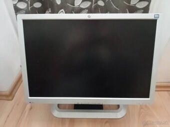 LCD monitor HP 20" L2045w nejde zapnúť