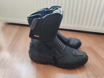 Topánky