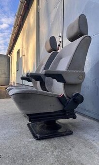 T4 interiér diely