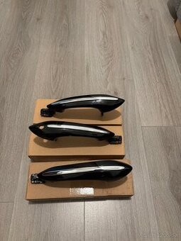 Klucka BMW F11