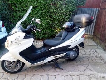 Predám Suzuki burgman AN400
