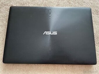 asus 15 palcovy x553m