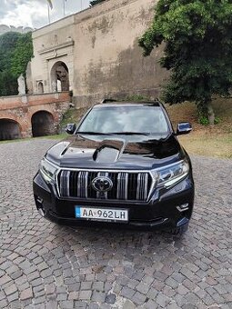 Land Cruiser