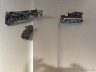 Pažby na AK47 a AK74