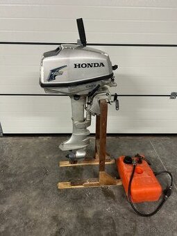 Lodny motor Honda 5hp - 1