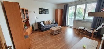 Jedno izbový byt s balkónom a pivnicou Topoľčany
