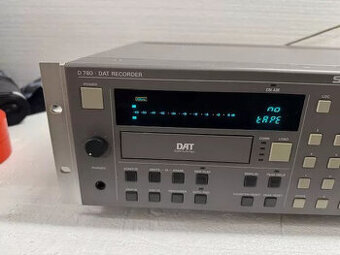DAT rekordér Studer D 780