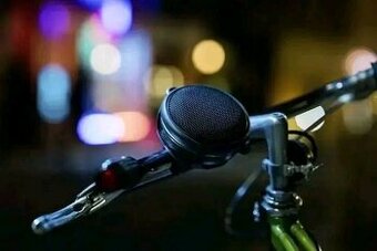 Bluetooth reproduktor na bicykel