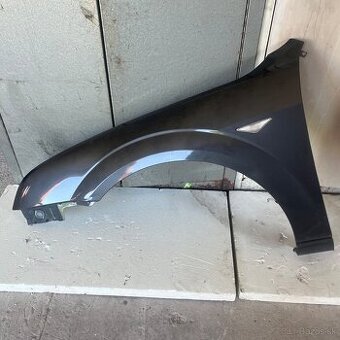 Ľavý predný blatník Ford mondeo mk3