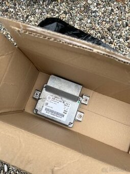 Riadiaca jednotka elektronickej brzdy passat b6