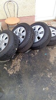 Zimné pneu 215/60 R16