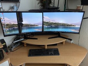 Samsung C24F396 - prasknuty display