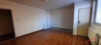 Kancelárske/výrobné priestory na prenájom, Vráble, 56,47 m2