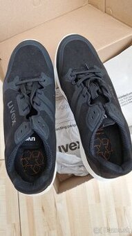 Uvex  nove velkost 43