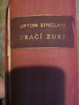 Predám knihy ktore su na fotkach 5eura za kus.