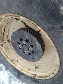 Závažia Zetor crysral