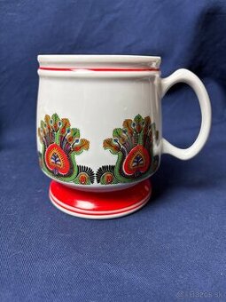 Hrníčk PORCELAN  HOLLOHAZA HUNGARY