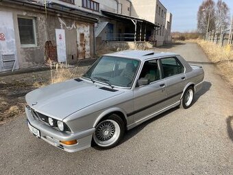 E28 M535i