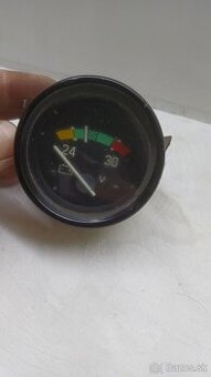 Voltmeter