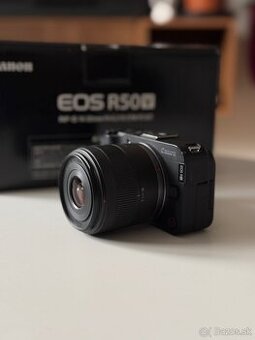 Canon R50V