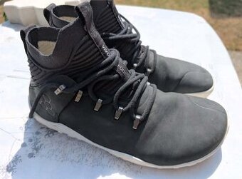 Vivobarefoot magna FG mens obsidian/white
