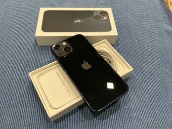 Apple iphon 13 mini