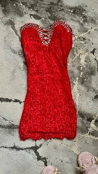 Dámske šaty