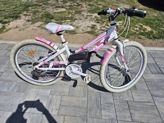 Dievčenský bicykel