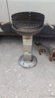 Nerezový gril 30eur, Weber gril 30eur, slnečník 60eur