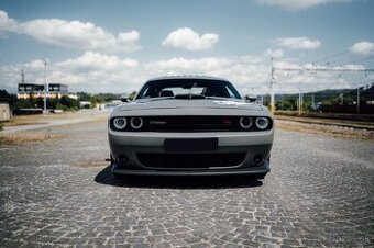 Dodge Challenger 5.7 Hemi V8 SHAKER