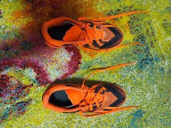 Halovky na futbal Adidas MESSI.4, veľkosť 37 1/3