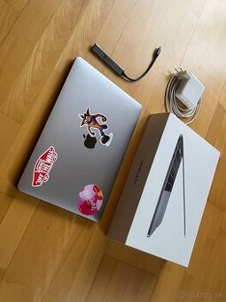 Macbook pro 13 2019 ( touchbar)