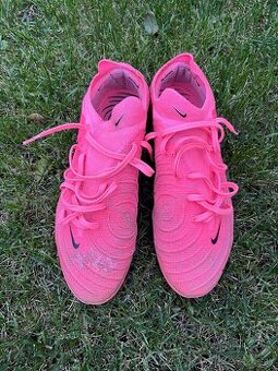Nike Phantom 39