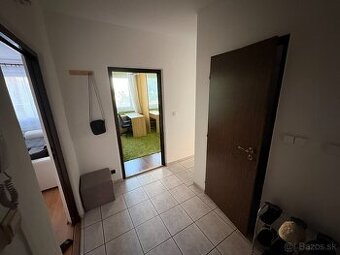 Prenájom 3 izbového bytu Zvolen - Západ