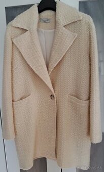 Kremovy kabatik 40 vlna Trucco